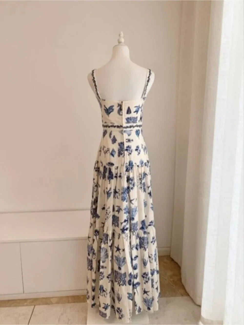 Agua by Agua Bendita Lima printed linen Dress - Picture 5 of 11